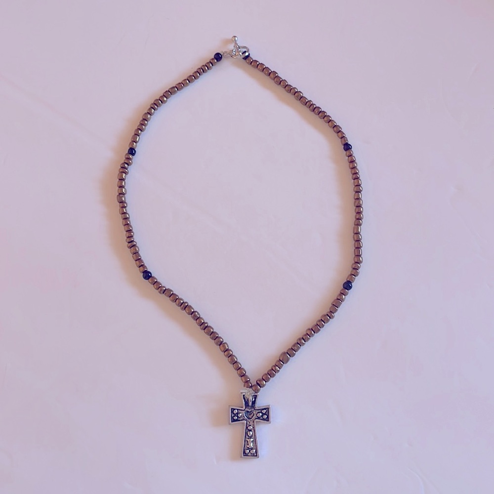 NIB beaded necklace with heart cross